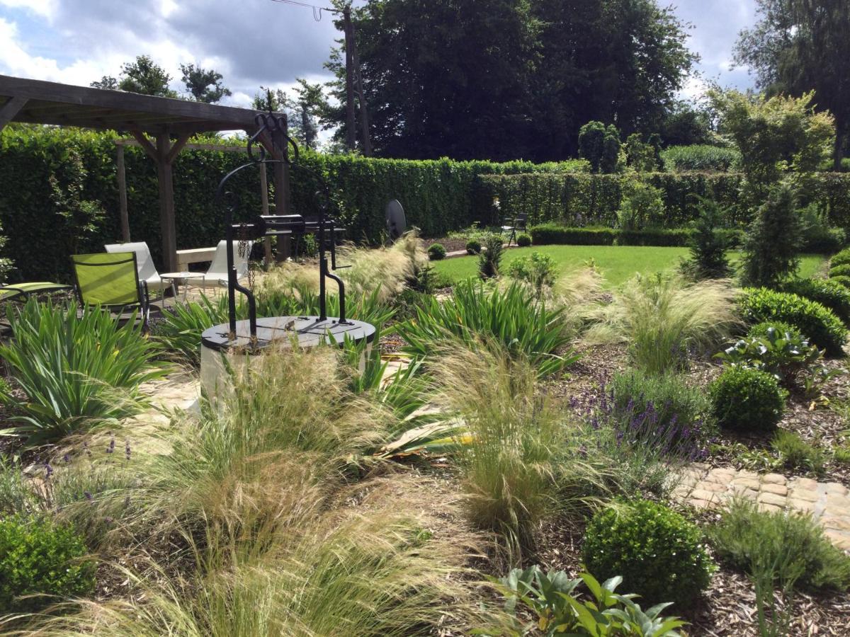 Le Clos-Masure De Beatrice Montreuil-en-Caux Exterior photo